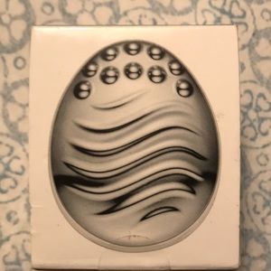 Clinique massaging treatment applicator